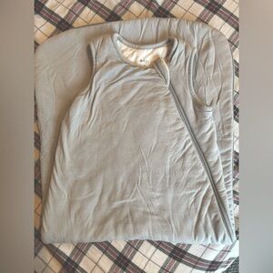Kyte Baby Medium 2.5TOG sleep sack, EUC, light gray/storm